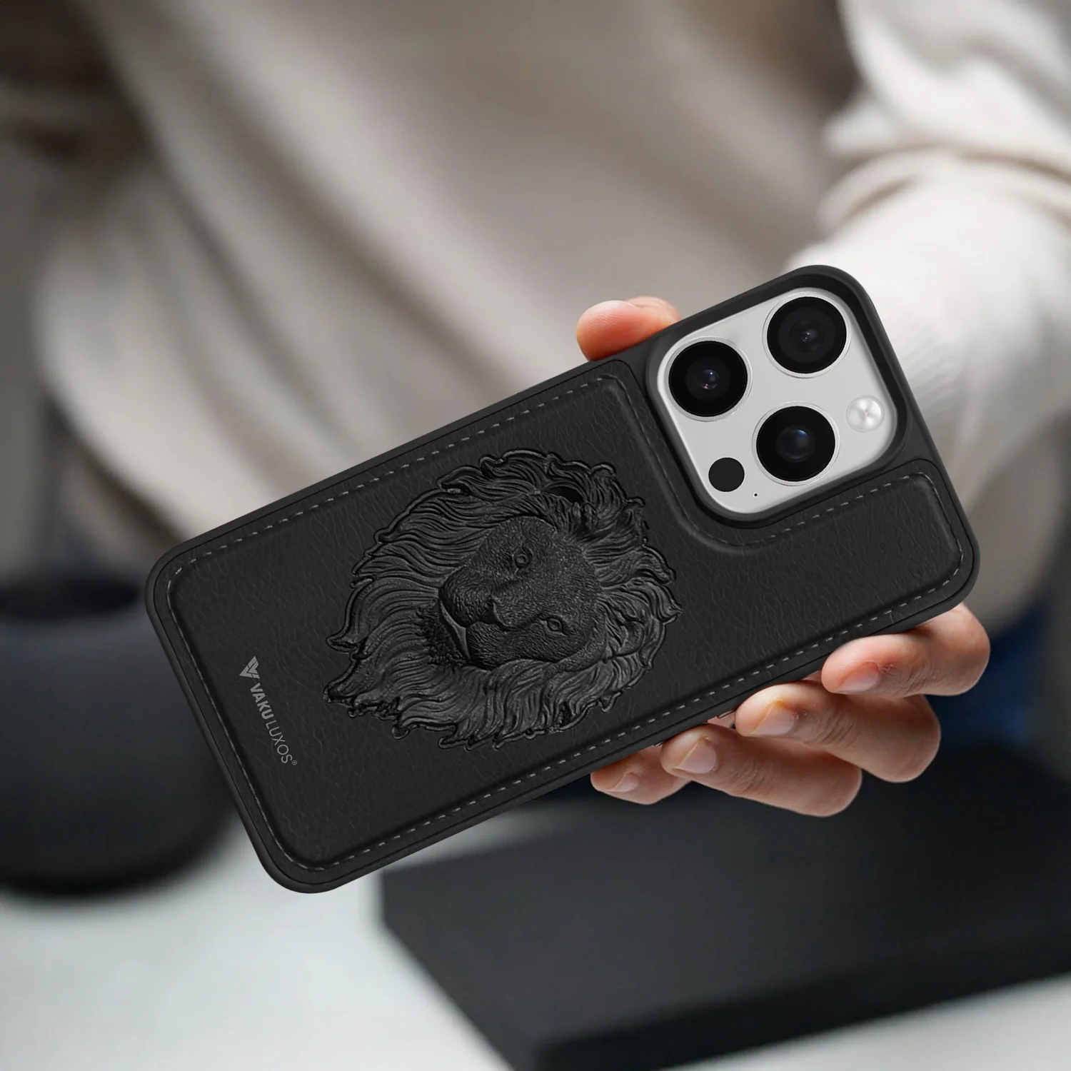 Vaku ® Apple iPhone 15 Pro Max Lion Embossed Luxury Designer Leather Back Cover - Image 9